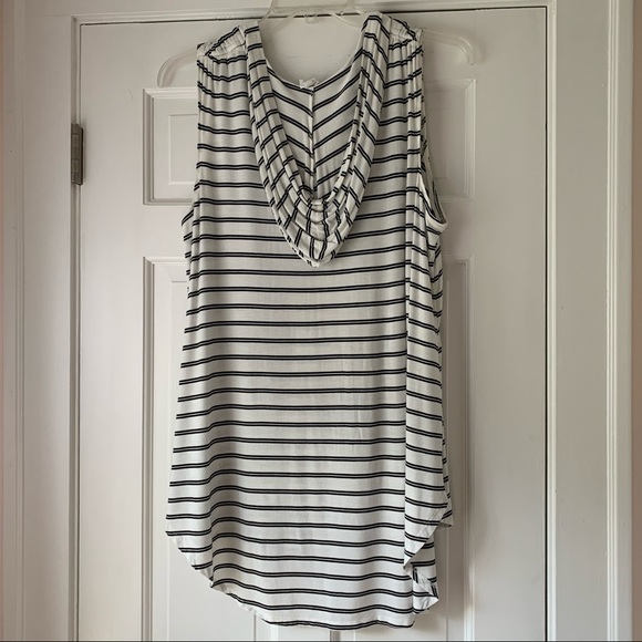 Lane Bryant Black and White Striped Tunic - Picture 2 of 4